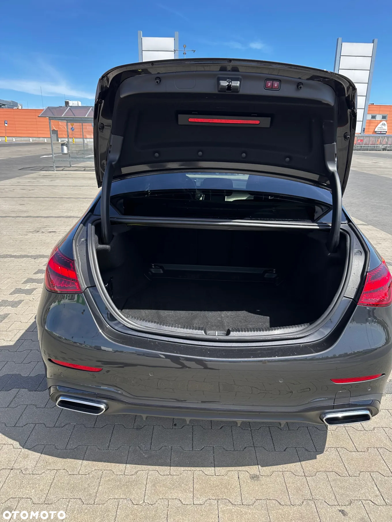 Mercedes-Benz Klasa C 200 mHEV 4-Matic AMG - 10