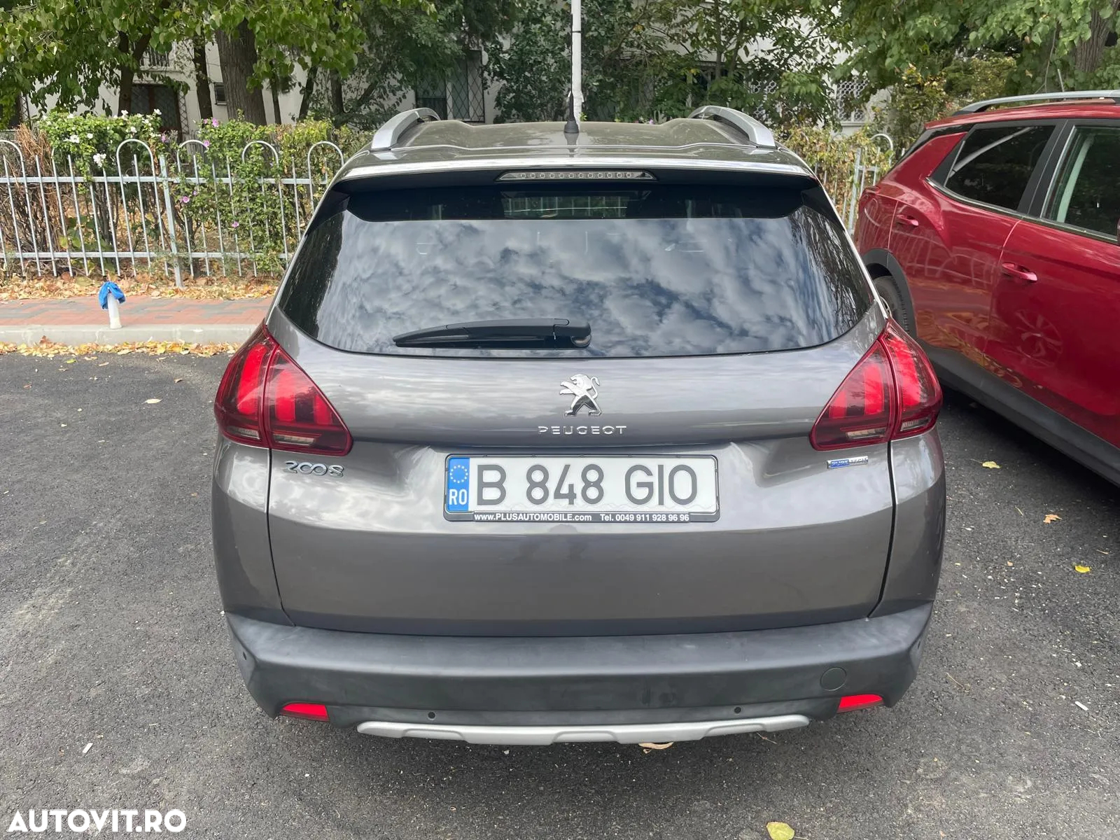 Peugeot 2008 PureTech 130 Stop&Start Allure - 4