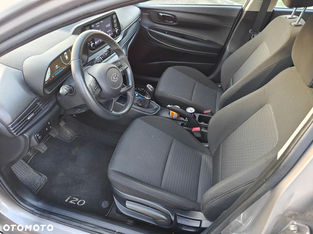Hyundai i20 - 8