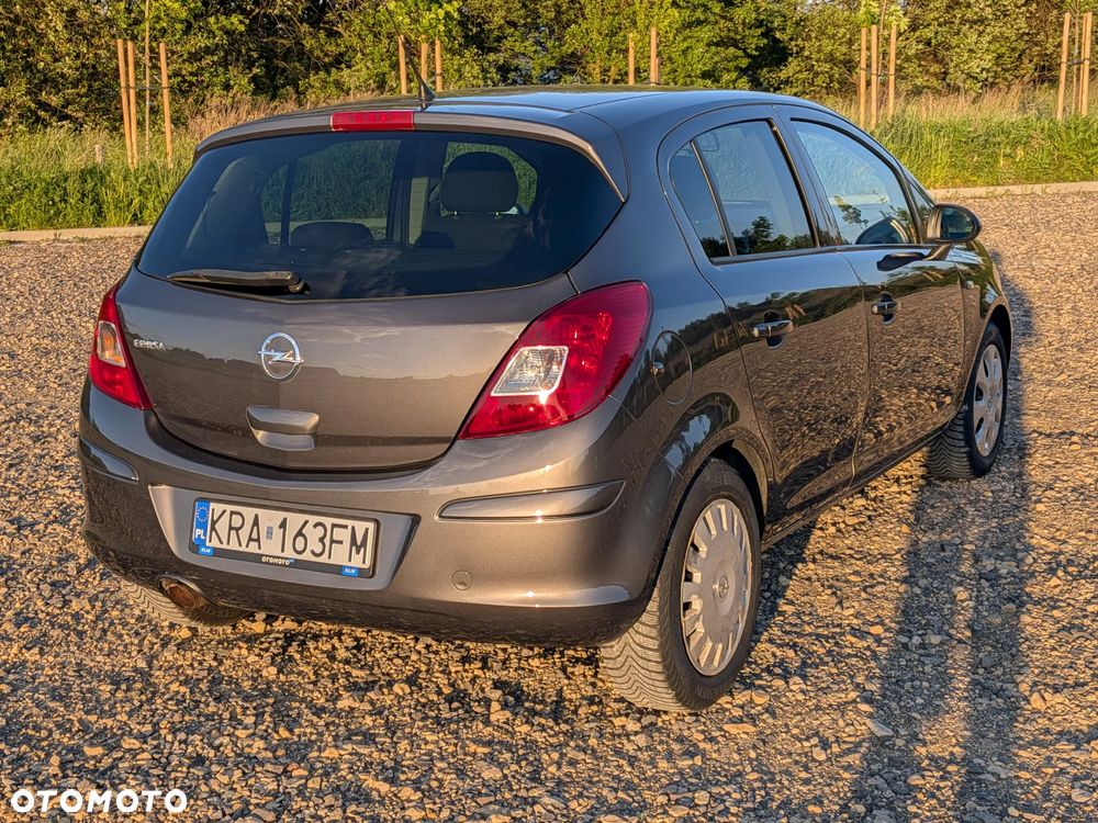 Opel Corsa 1.4 16V Enjoy - 10