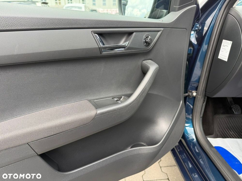 Skoda Fabia 1.0 Ambition - 12