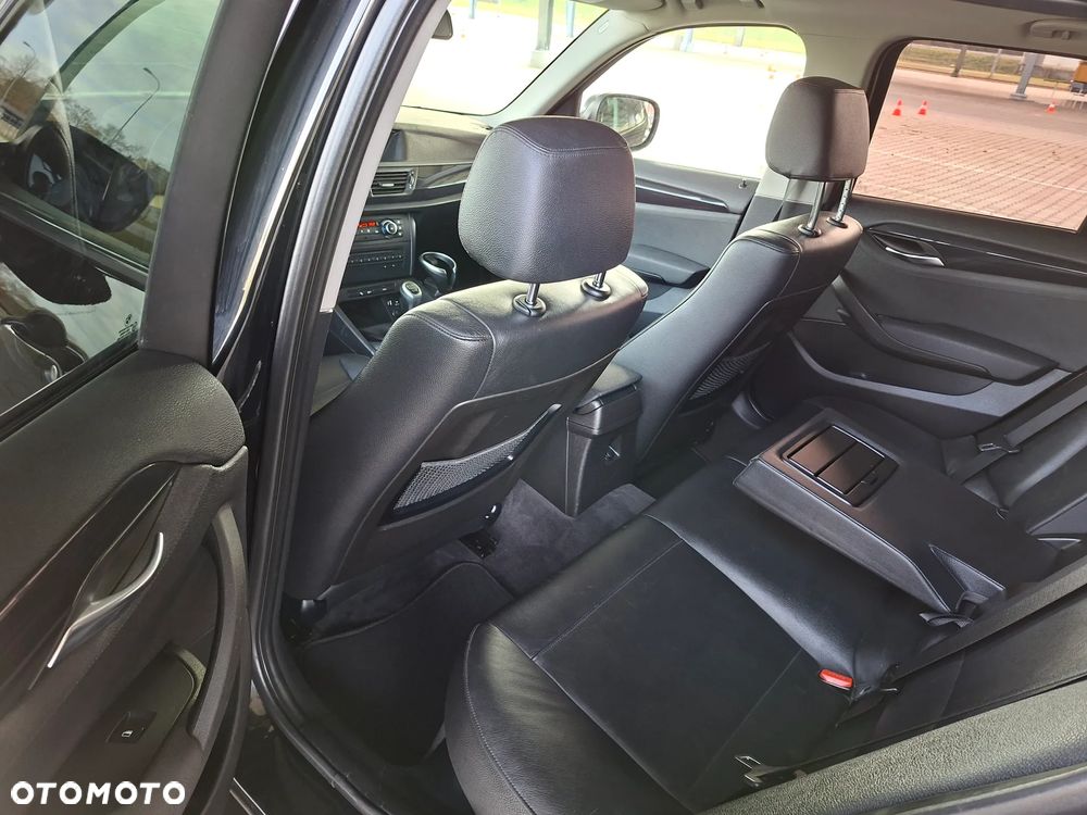 BMW X1 sDrive18d Sport Line - 15