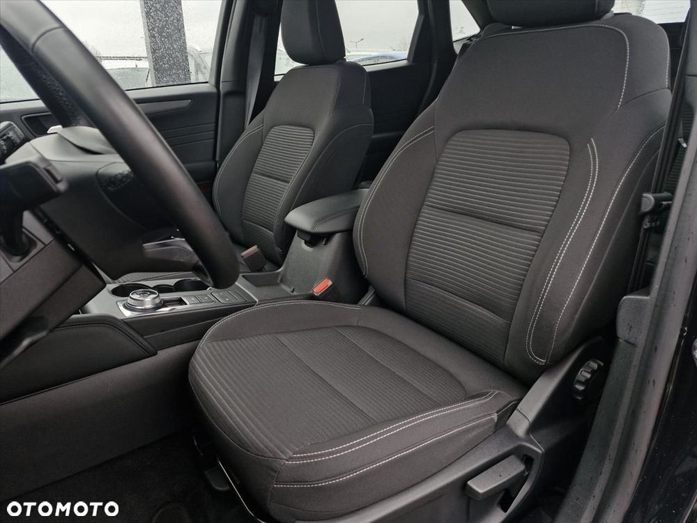 Ford Kuga 2.5 FHEV FWD Titanium - 18