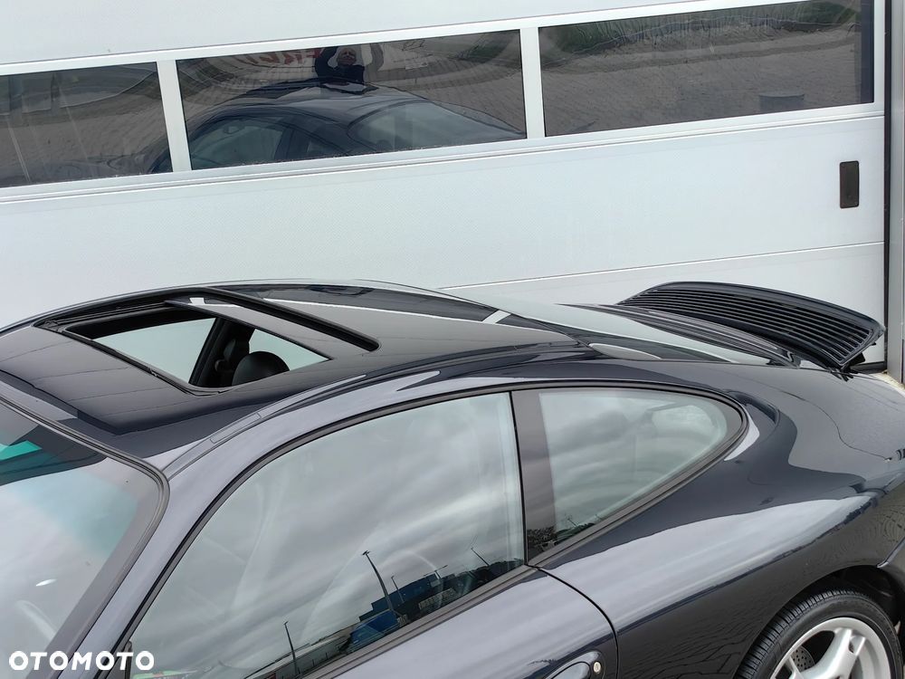 Porsche 911 - 22