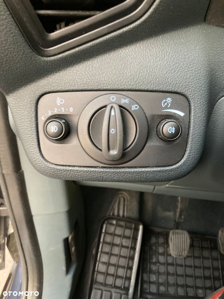 Ford Grand C-MAX 1.6 EcoBoost Start-Stop-System Titanium - 22