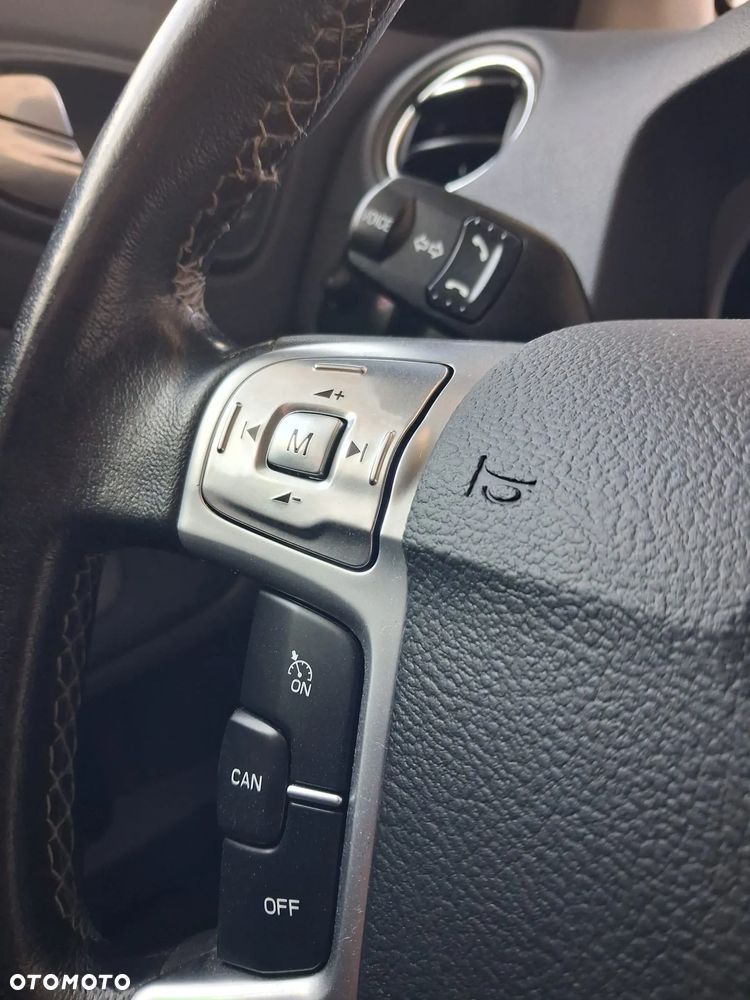 Ford Mondeo - 26
