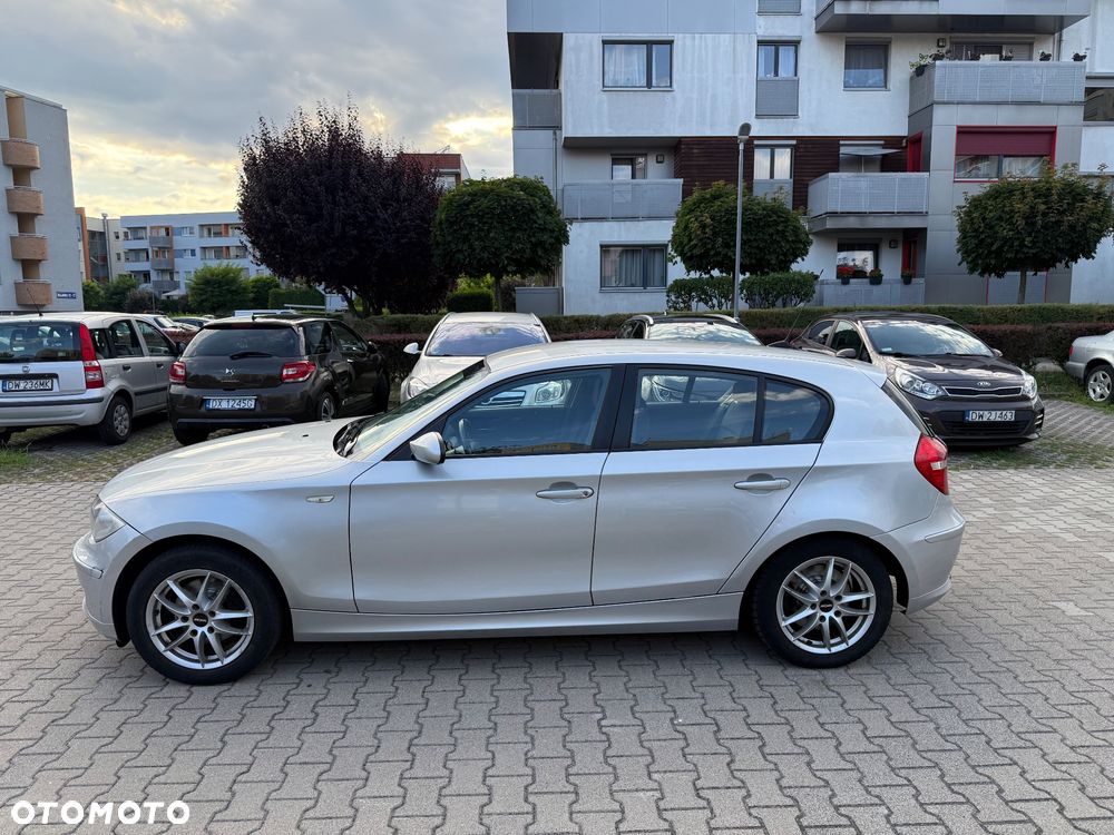 BMW Seria 1 118d - 4