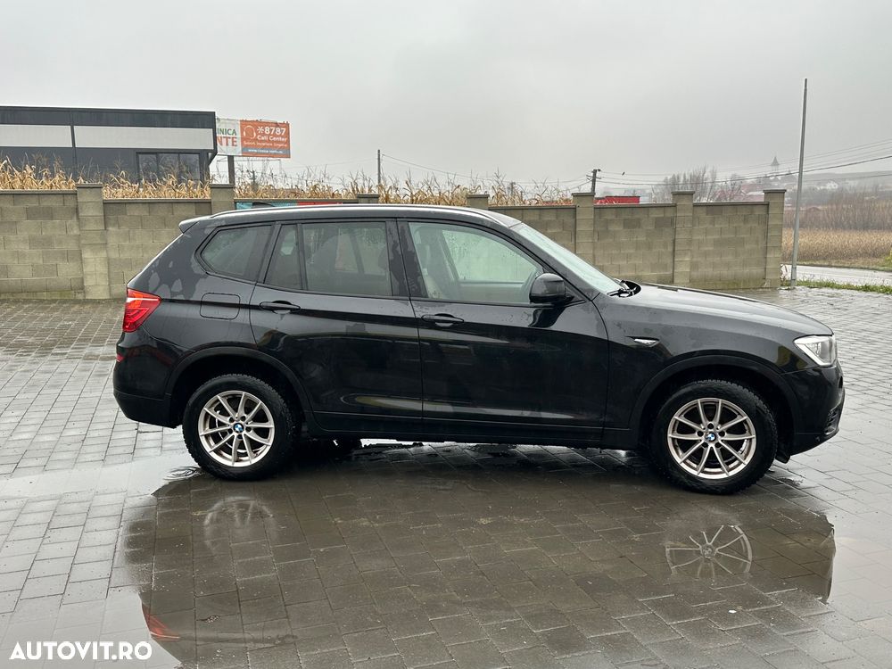 BMW X3 sDrive18d Luxury Line - 3