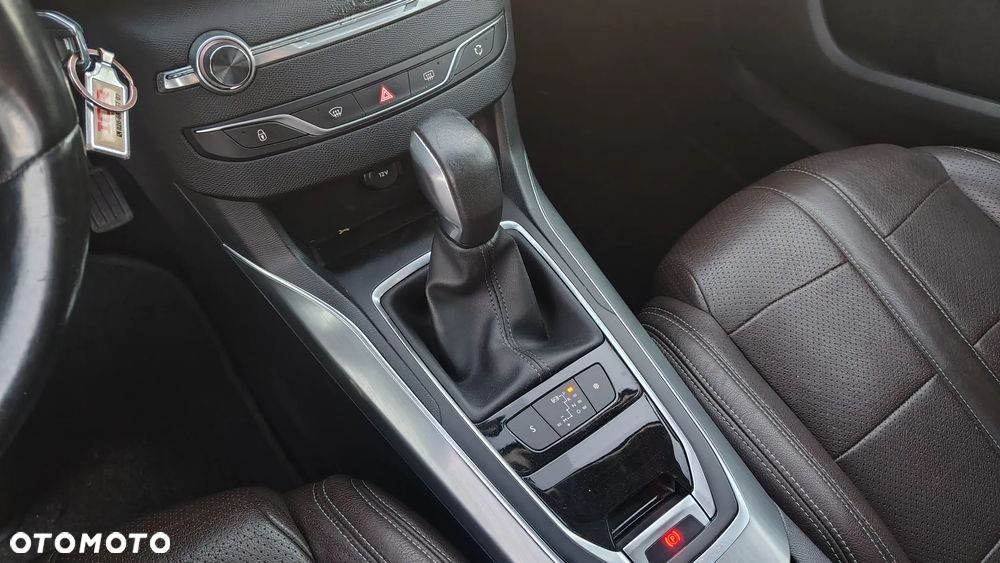 Peugeot 308 BlueHDi FAP 120 EAT6 Stop & Start Allure - 18