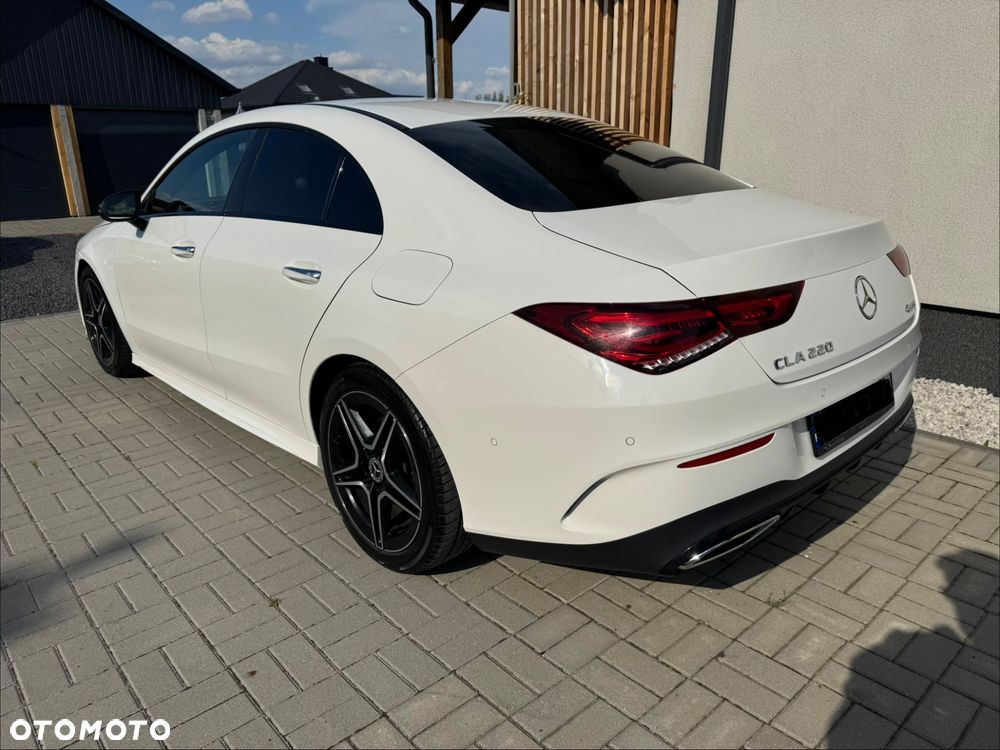 Mercedes-Benz CLA 220 4-Matic AMG Line 7G-DCT - 5