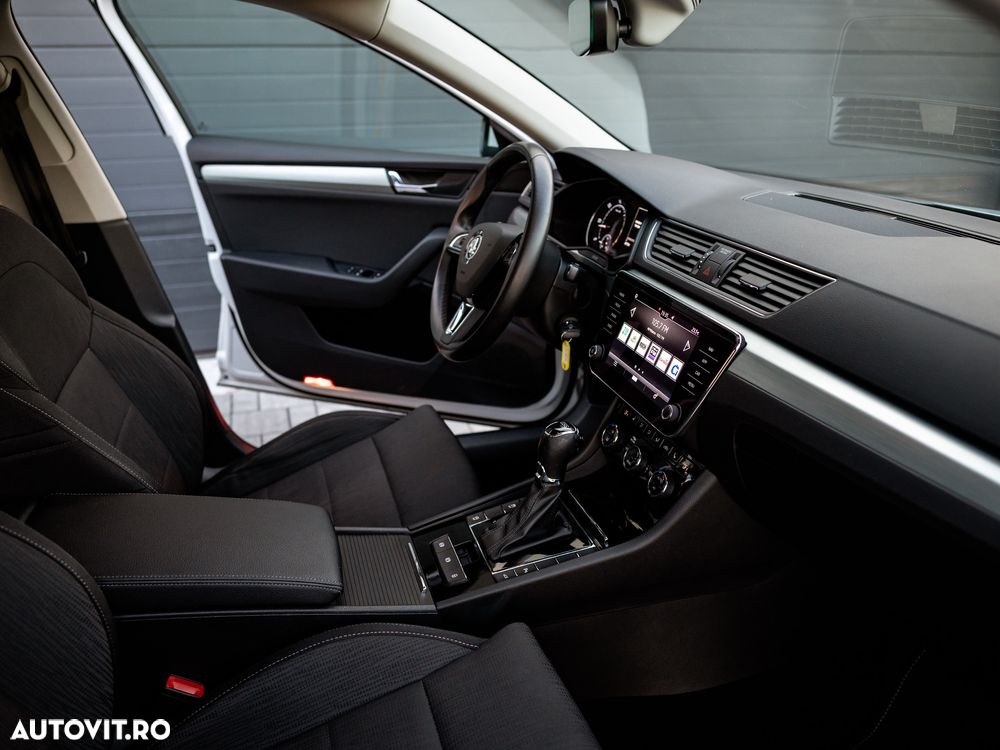 Skoda Superb 2.0 TDI DSG Ambition - 26
