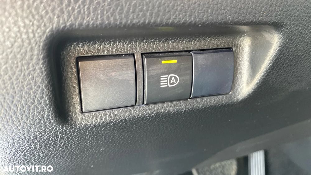 Toyota RAV4 - 12