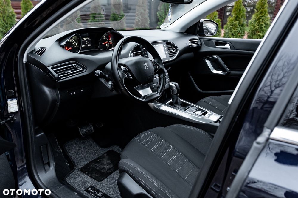 Peugeot 308 BlueHDi 150 Automatik Stop & Start Allure - 16