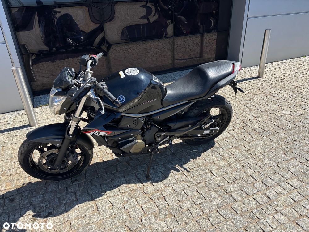 Yamaha XJ - 9