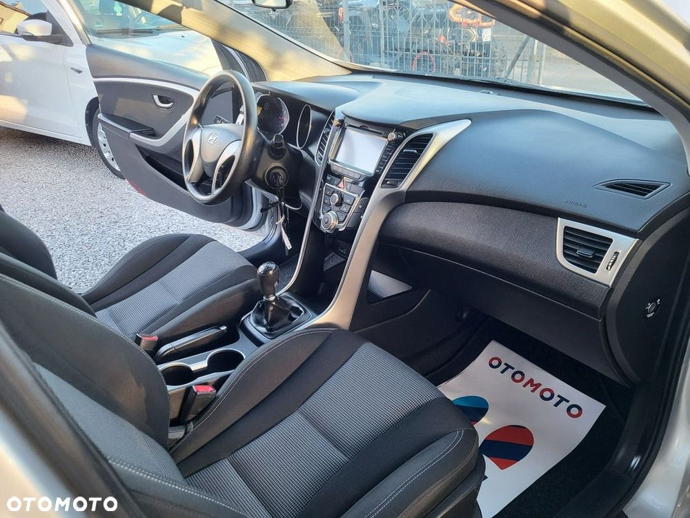 Hyundai i30 - 18