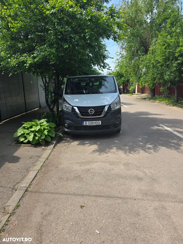 Nissan NV300 - 1