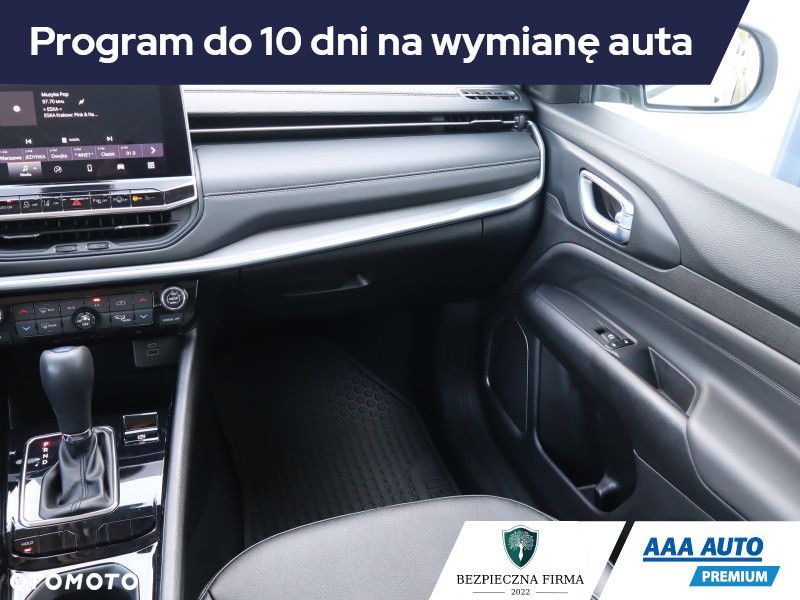 Jeep Compass - 10