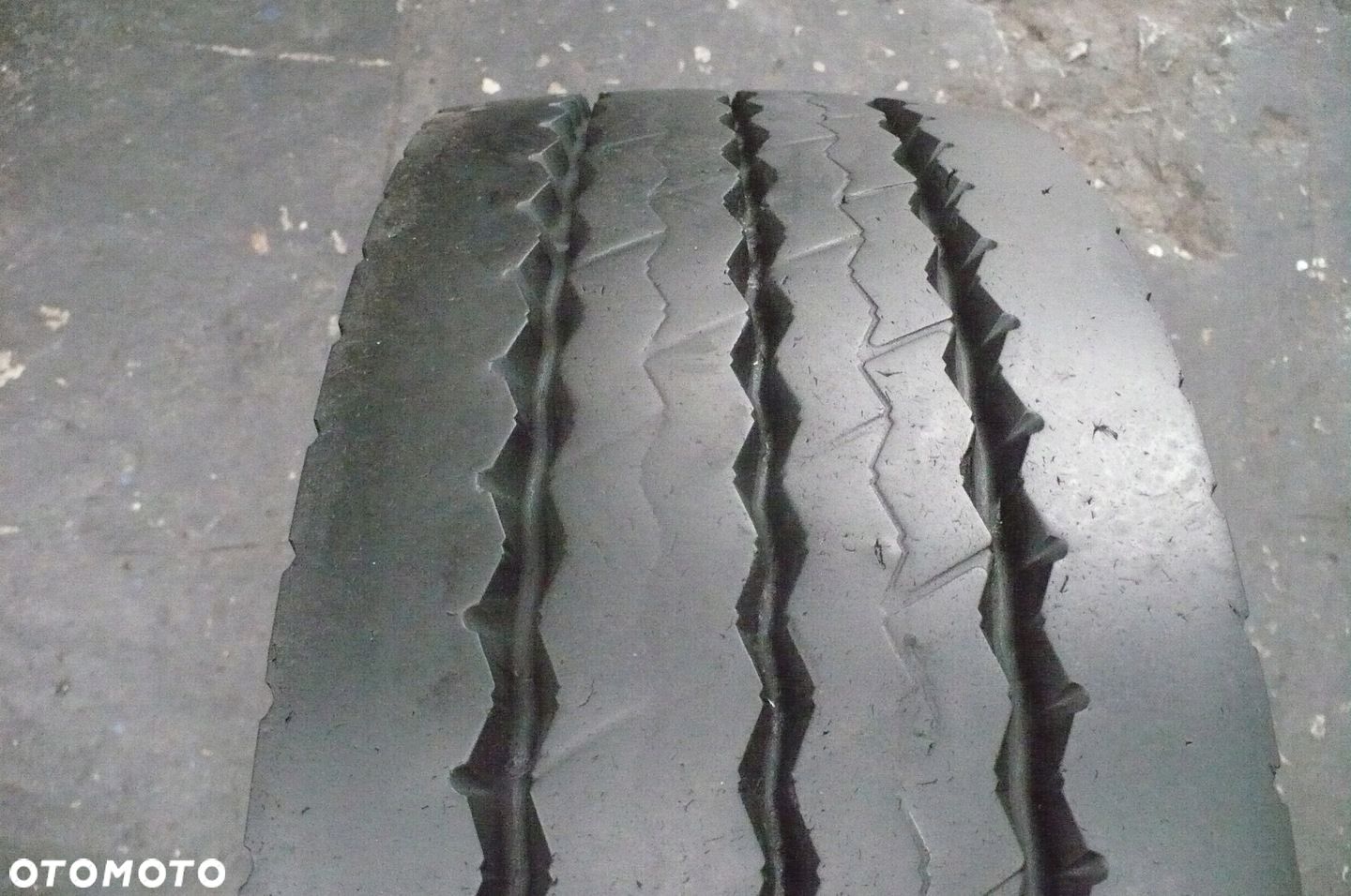 BRIDGESTONE R168 265/70R19,5 11,6mm 2023 - 1