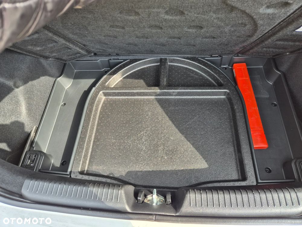 Hyundai i30 1.6 CRDi Comfort - 16