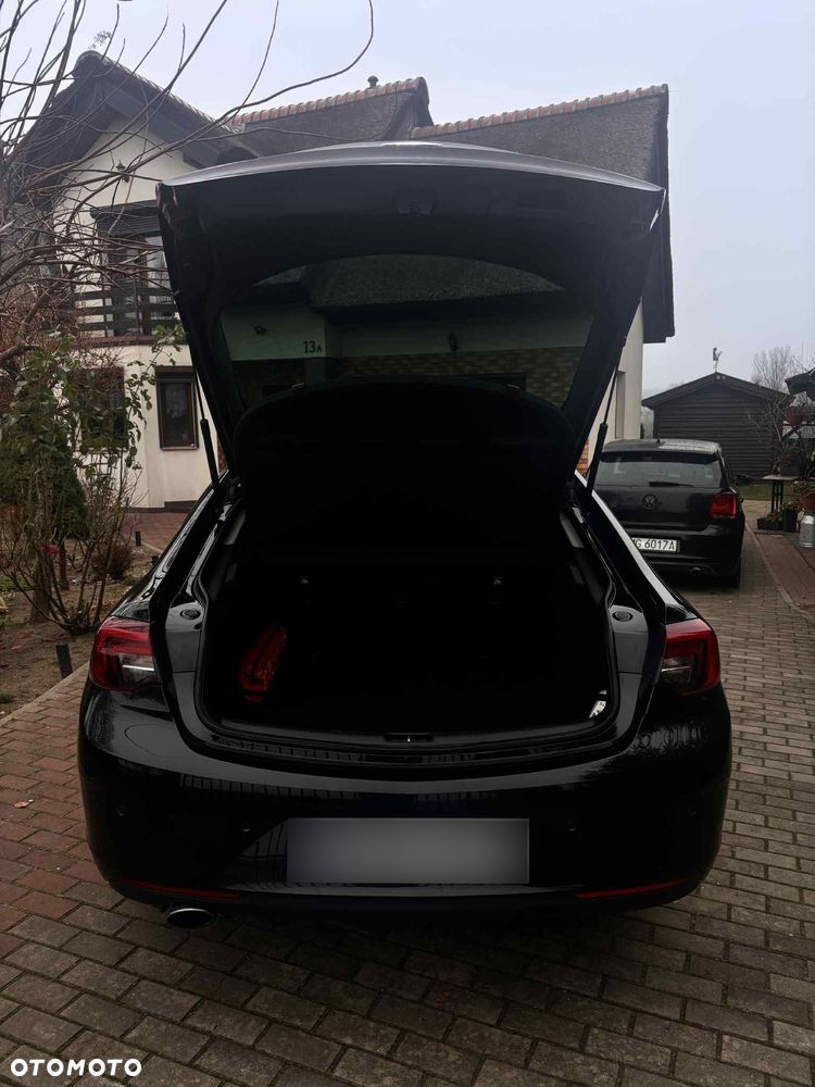 Opel Insignia 2.0 - 3