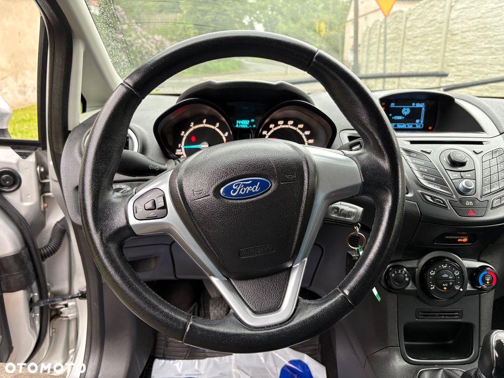 Ford Fiesta 1.25 SYNC Edition - 12