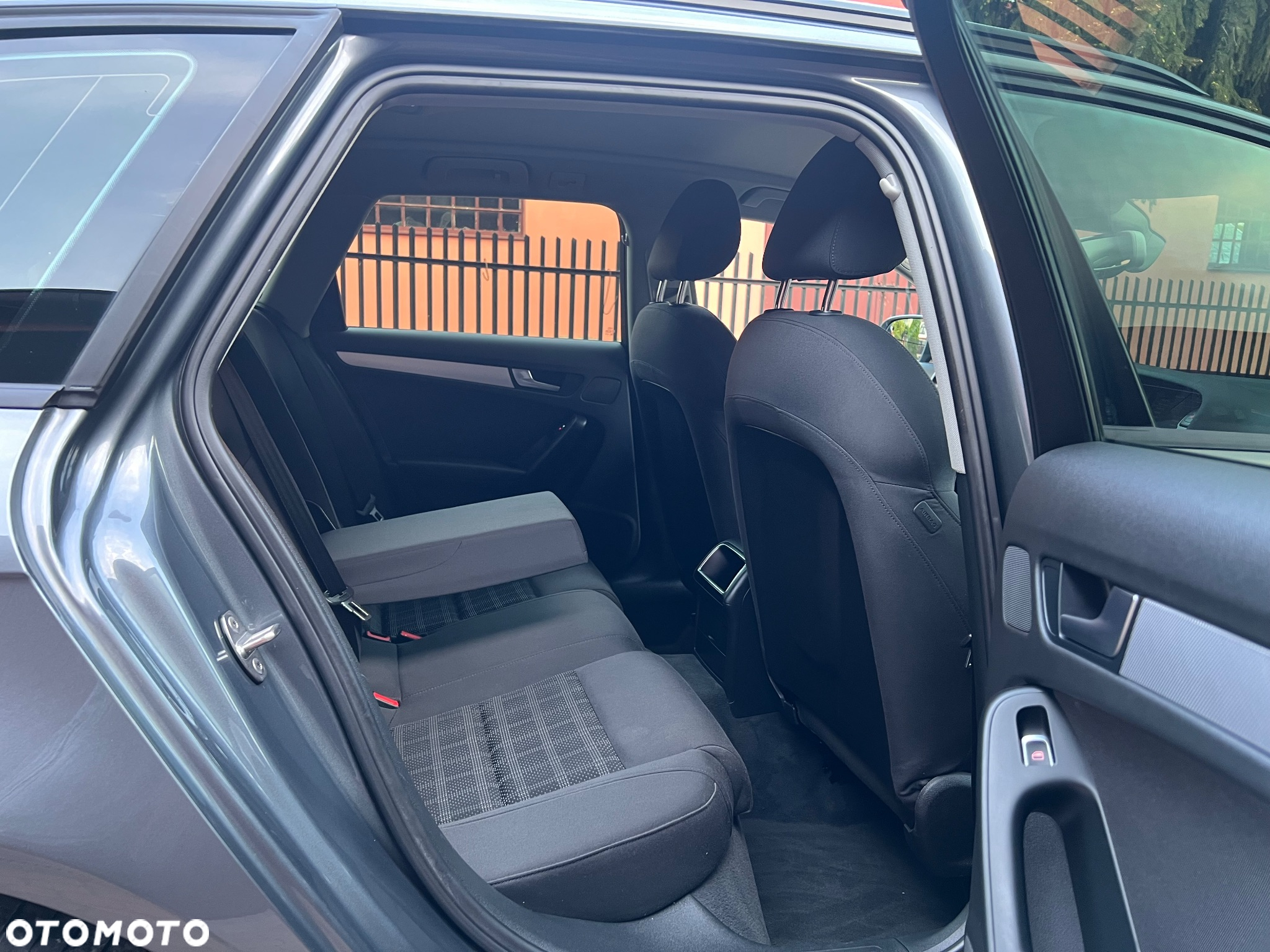 Audi A4 - 24