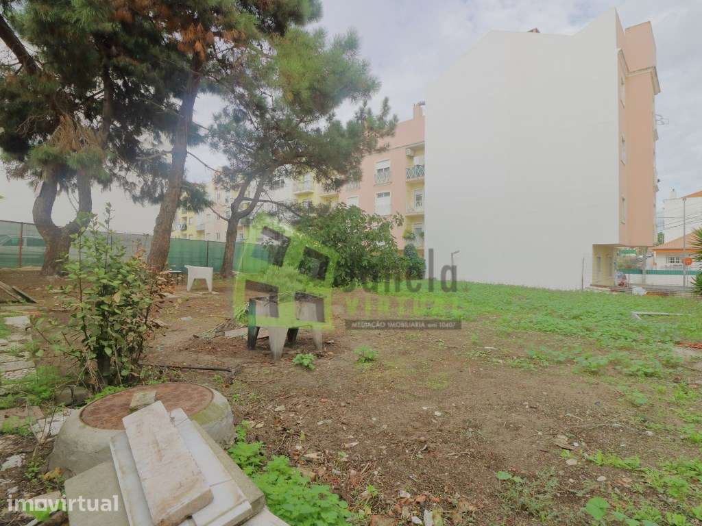 Lote de Terreno de 322.5m2, Quinta do Conde - Grande imagem: 3/12