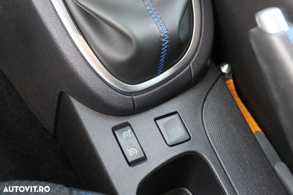 Renault Clio - 22