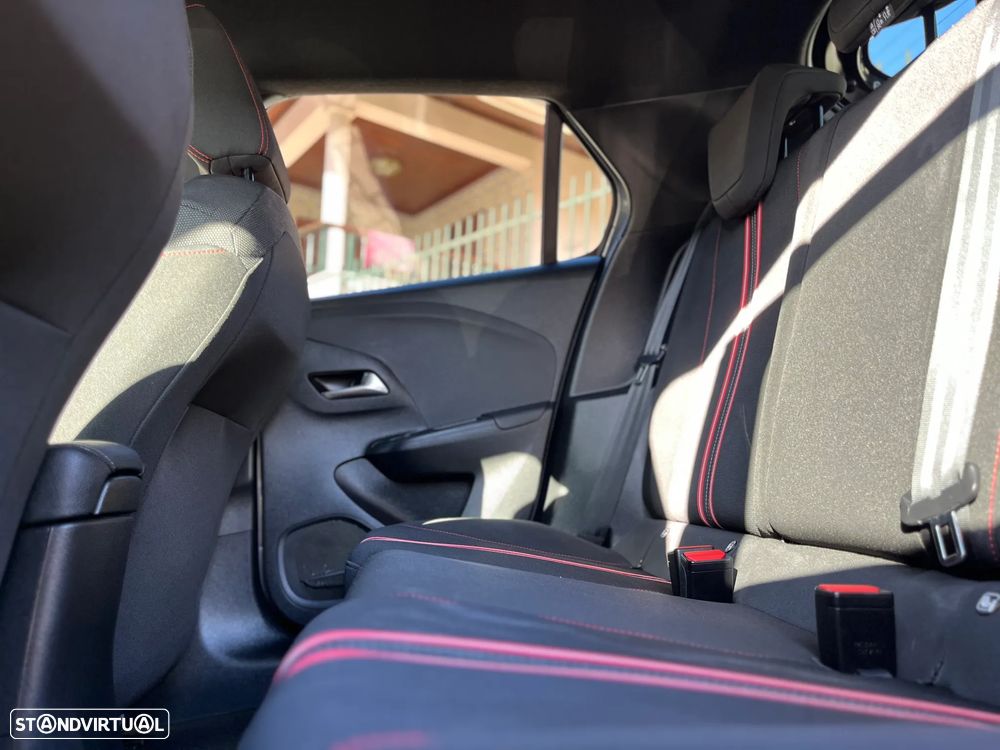 Opel Corsa 1.2 T GS Line - 24