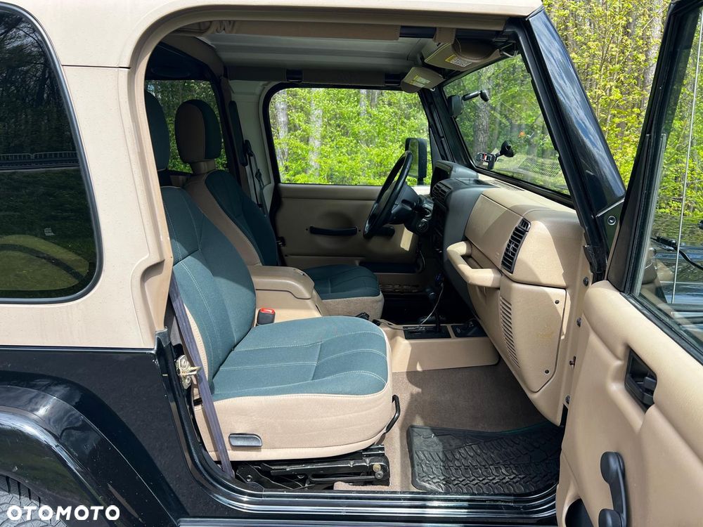 Jeep Wrangler 4.0 Sport - 15