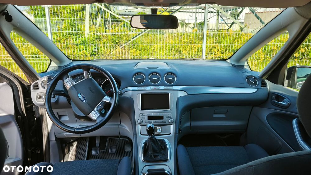 Ford S-Max - 28