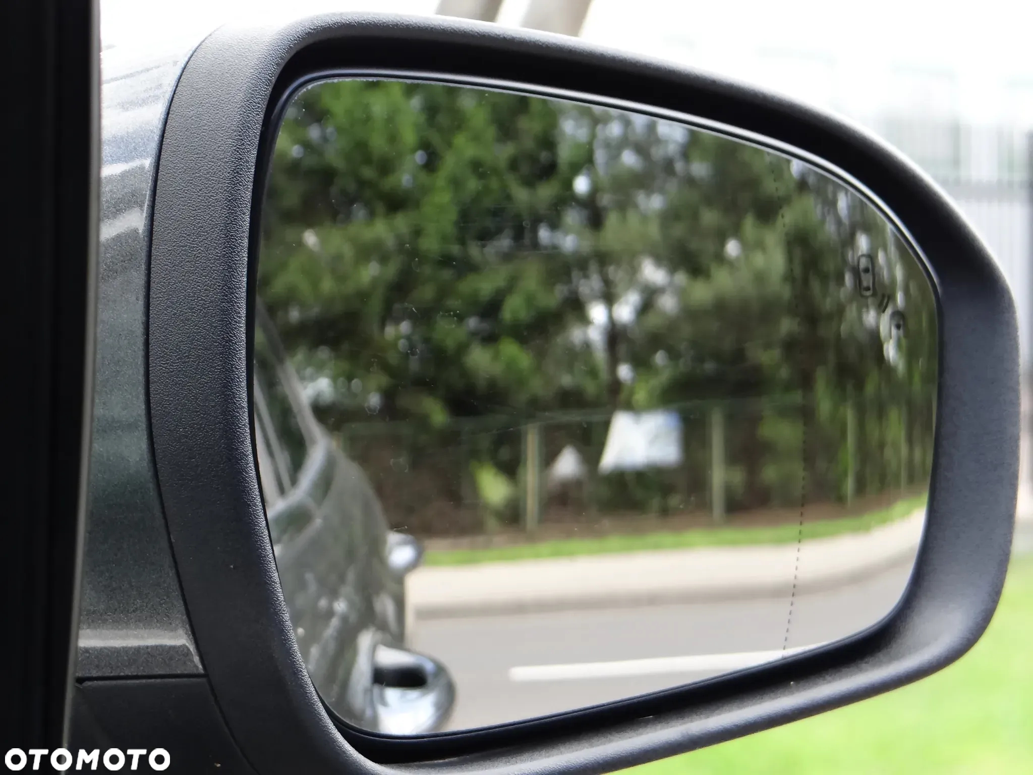 Ford Mondeo Turnier 2.0 EcoBlue Titanium - 28