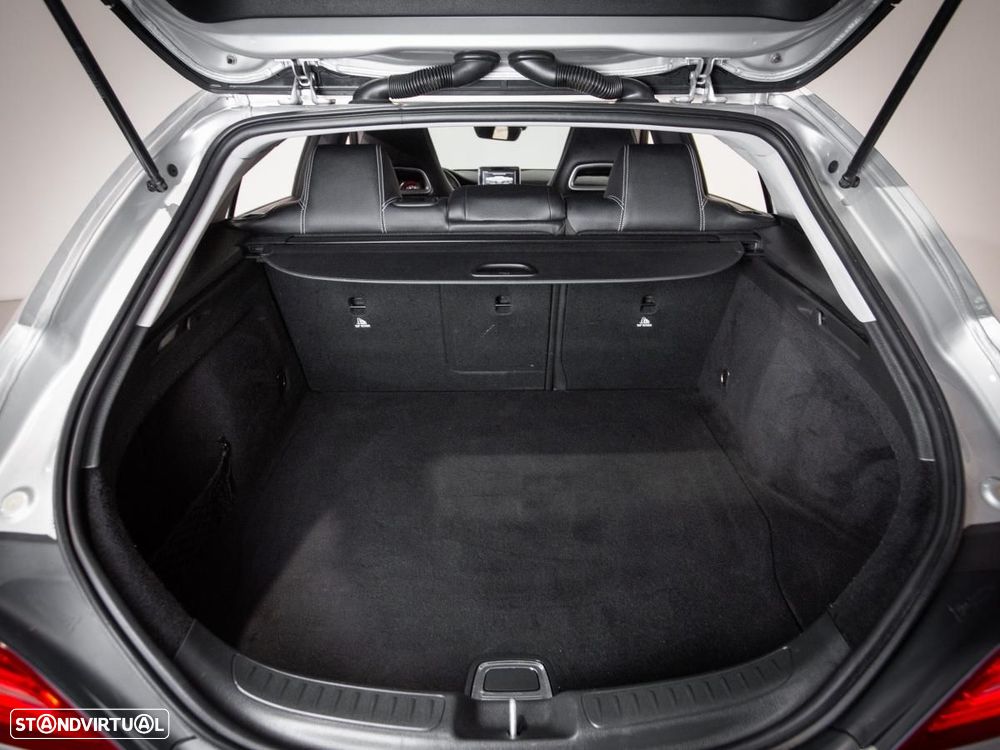 Mercedes-Benz CLA 200 - 12