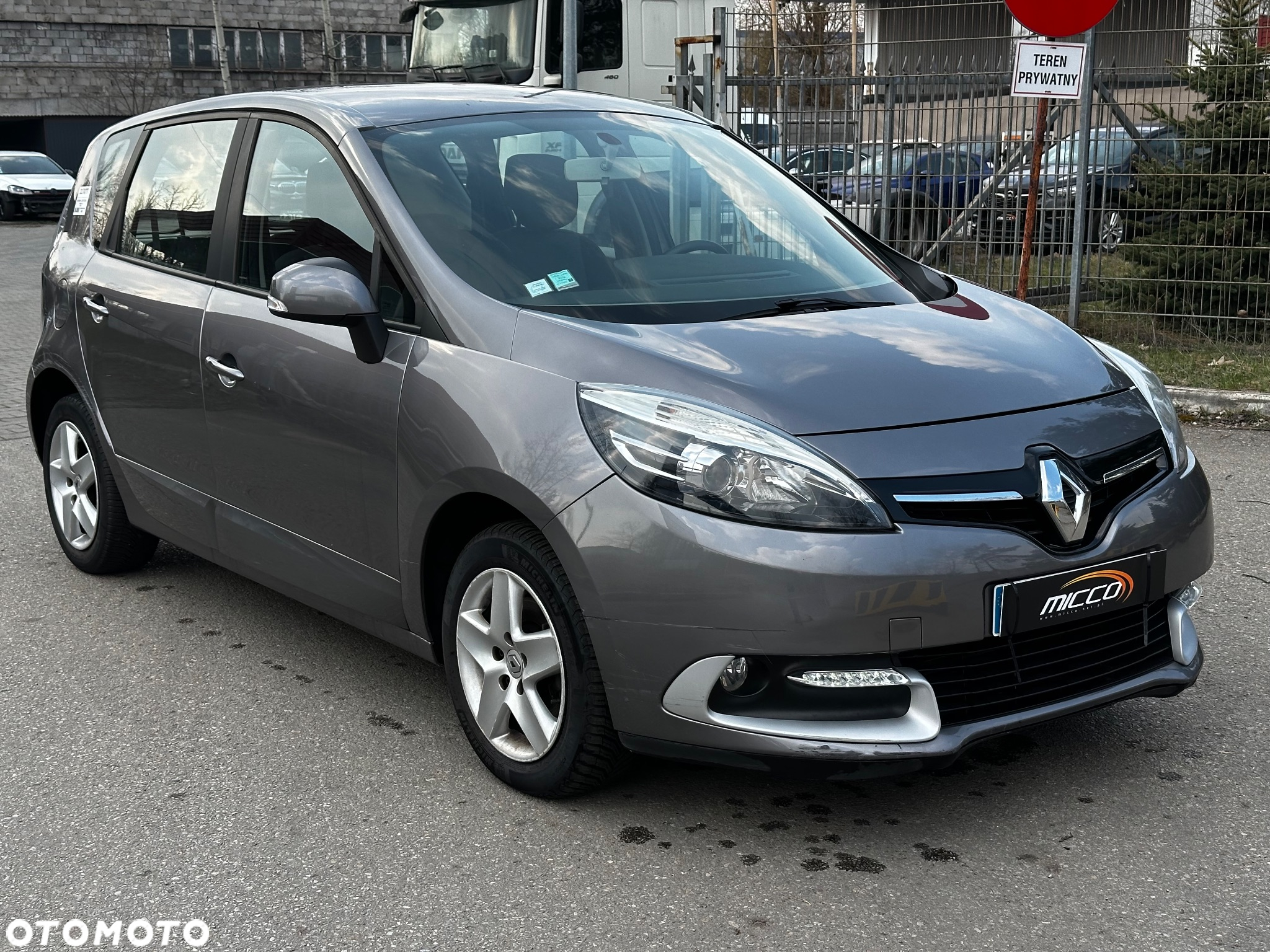 Renault Scenic - 8