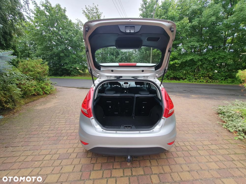 Ford Fiesta 1.25 Ambiente - 9
