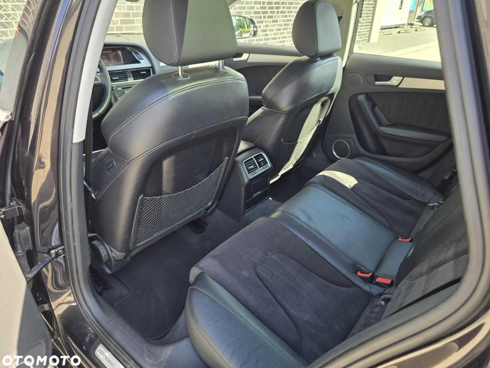 Audi A4 Allroad 2.0 TDI Quattro - 31