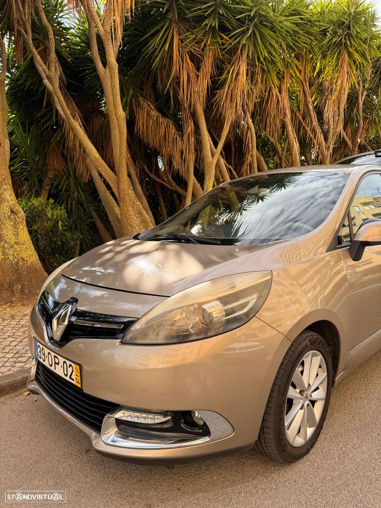 Renault Scénic - 15