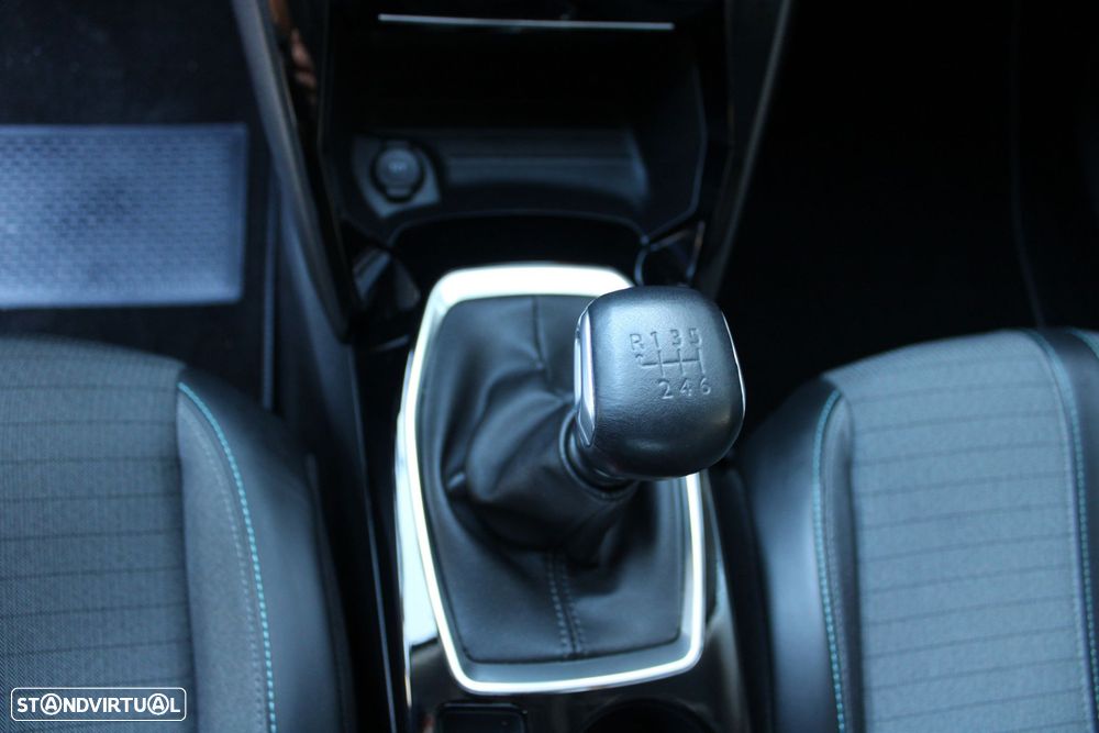 Peugeot 2008 1.2 PureTech Allure Pack - 34