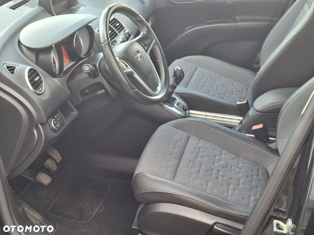 Opel Meriva 1.4 T Cosmo - 18