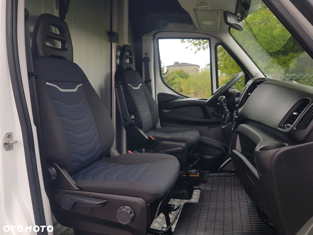 Iveco DAILY KONTENER NISKOPODŁOGOWY 4,43x2,23x2,42 SKLEP FOODTRUCK BAR KLIMA KONIOWÓZ KAMPER - 8