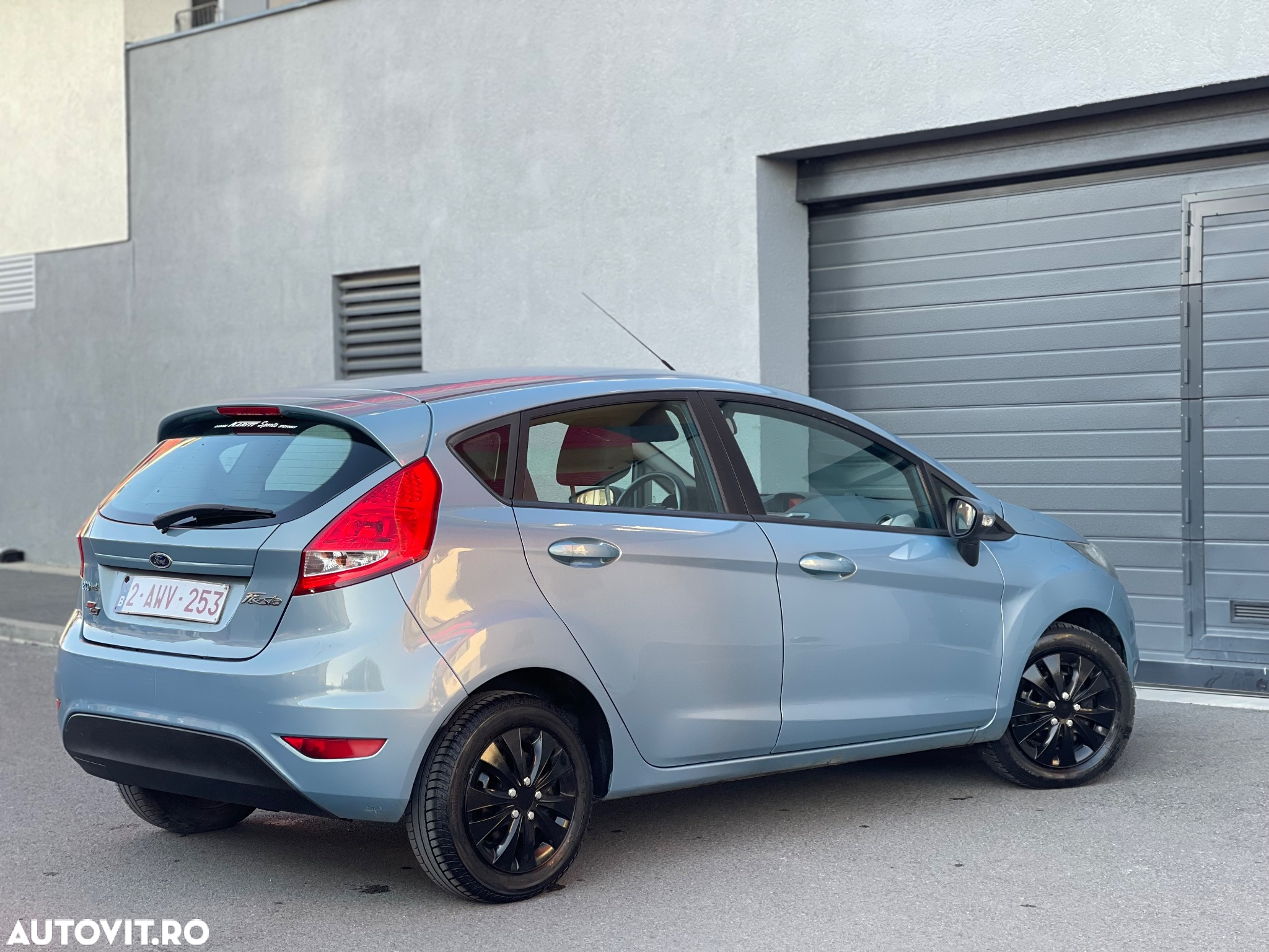 Ford Fiesta 1.6 TDCi DPF Trend - 4
