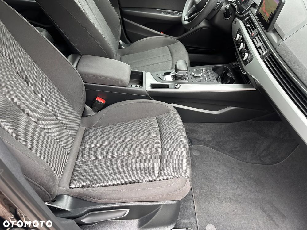 Audi A4 Avant 1.4 TFSI S tronic design - 34