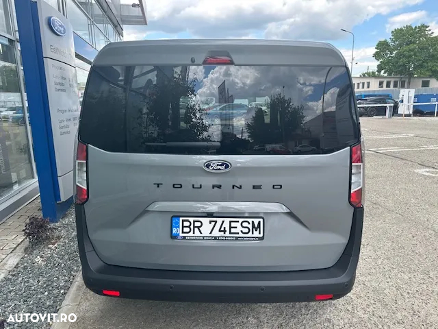 Ford Tourneo Courier 1.0 EcoBoost Titanium - 4