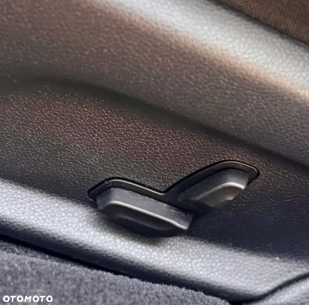 Mercedes-Benz Klasa E 200 d 9G-TRONIC Avantgarde - 19