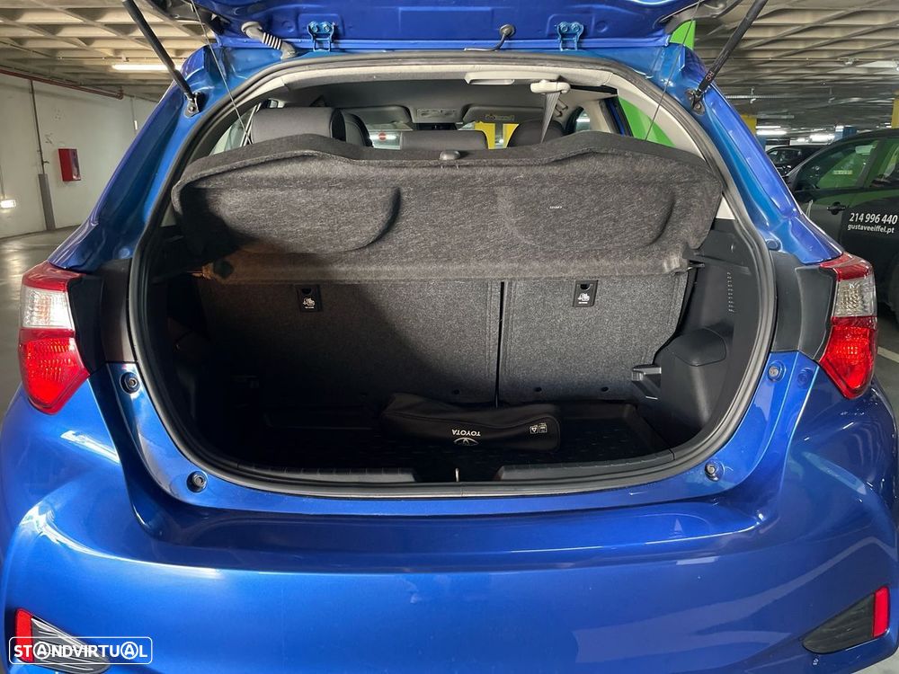 Toyota Yaris 1.5 HSD Comfort - 11