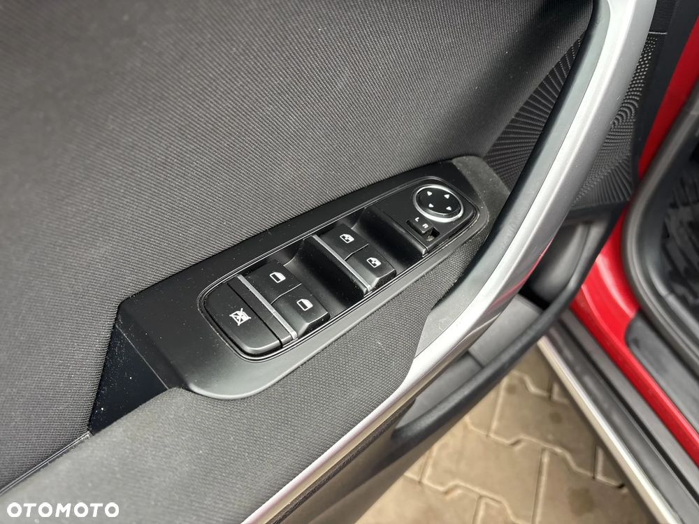 Kia XCeed 1.5 T-GDI M - 24