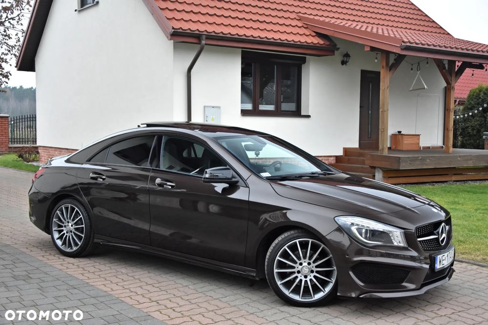Mercedes-Benz CLA 200 7G-DCT AMG Line - 3