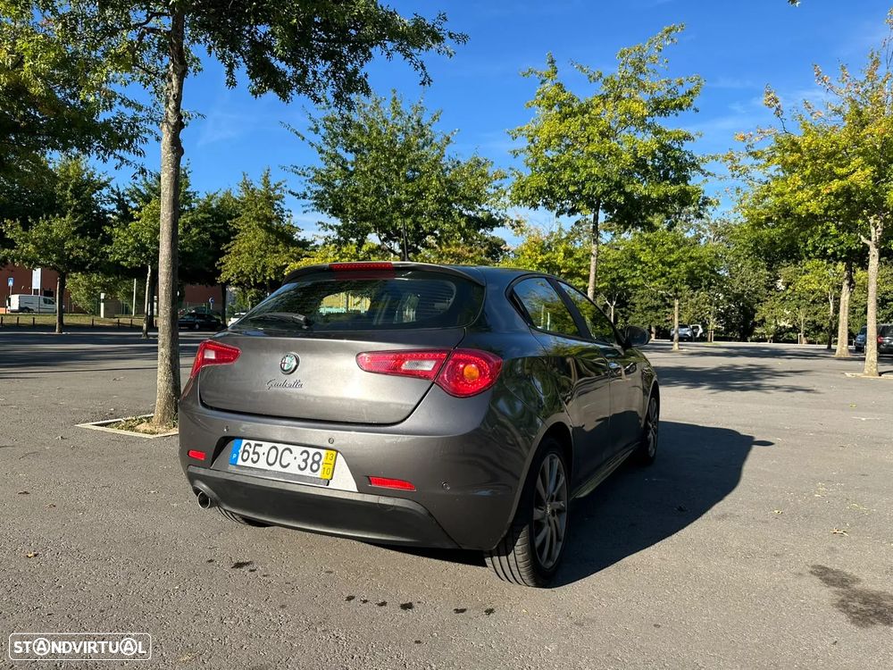 Alfa Romeo Giulietta - 9