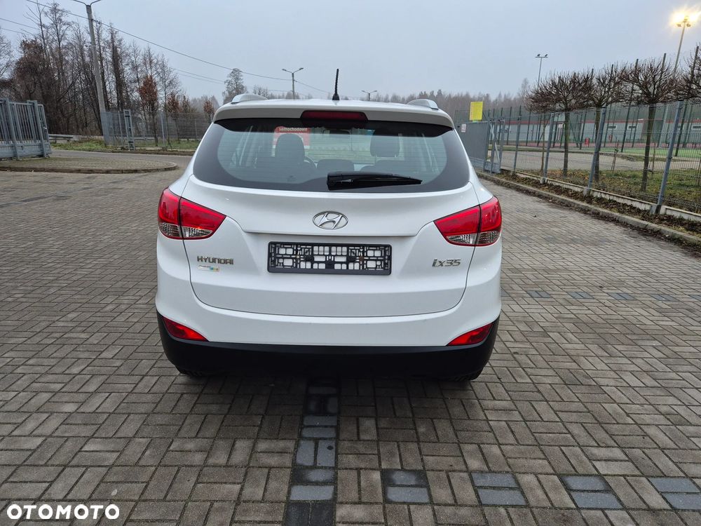 Hyundai ix35 1.6 2WD UEFA EURO 2012 Edition - 4