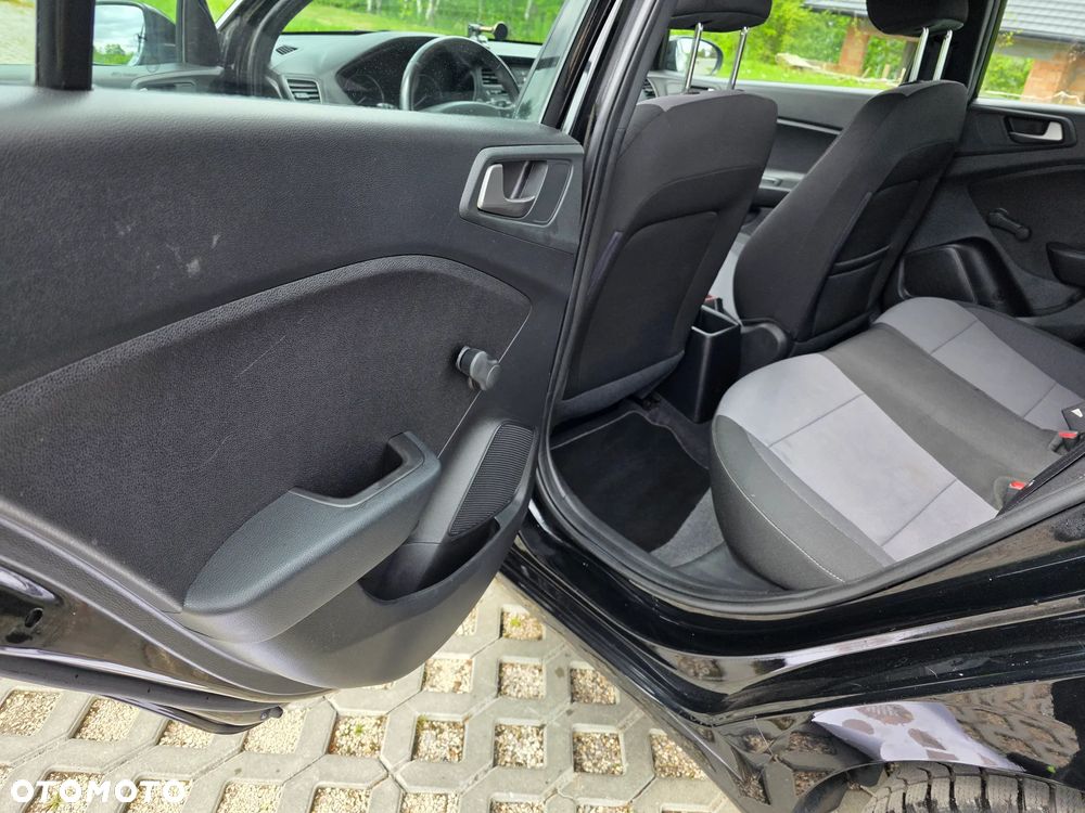 Hyundai i20 1.2 - 12